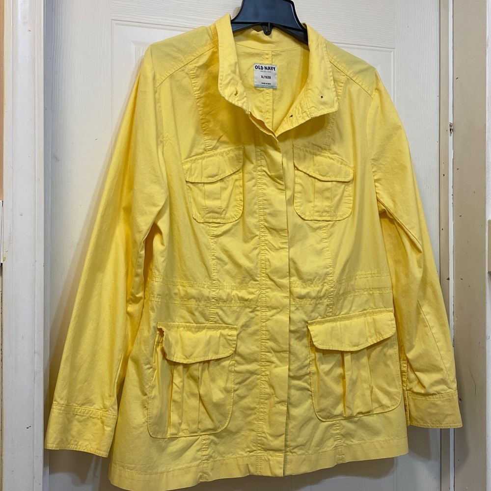 Women’s lightweight jacket